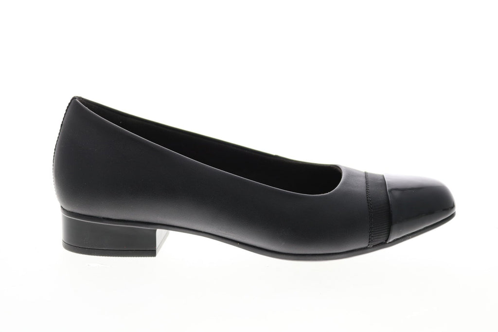 CC 26s Ballet Flats Black Sheepskin 626304