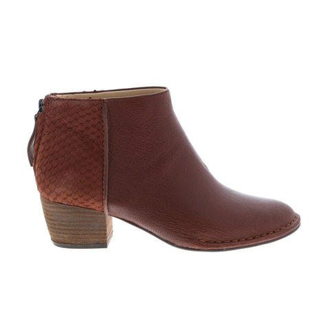 Clarks Spiced Ruby 26139158 Womens Brown Leather Ankle & Booties Boots