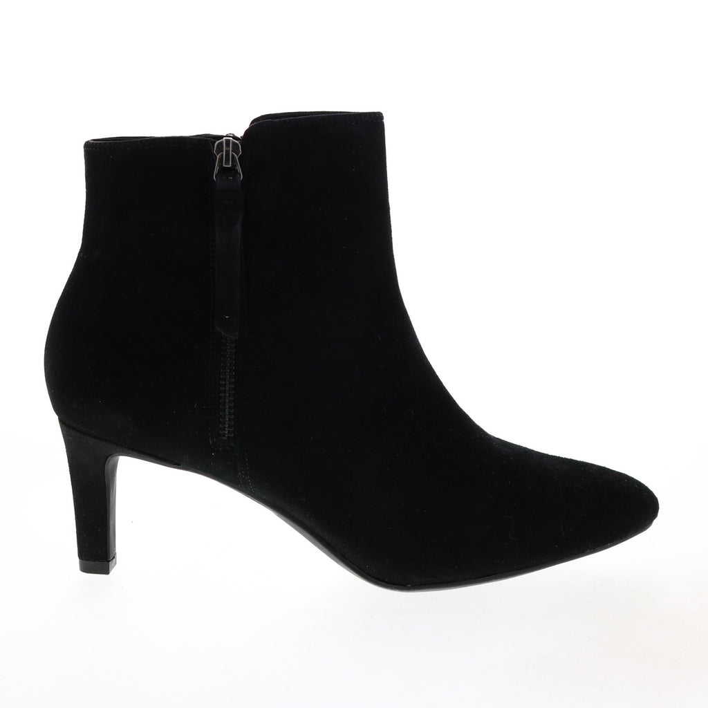Clarks Calla Blossom 26143891 Womens Black Suede Ankle & Booties 