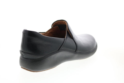 Clarks Un Loop 2 Step 26144352 Womens Black Leather Loafer Flats Shoes