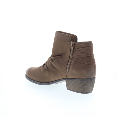 Clarks Everlay Coda 26111994 Womens Brown Nubuck Ankle & Booties Boots