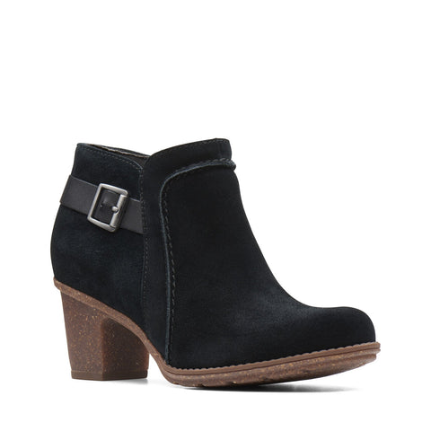 Clarks Sashlin Ester 26136349 Womens Black Suede Ankle & Booties Boots