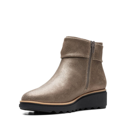 Clarks Sharon Salon 26147367 Womens Gray Leather Slip On Ankle & Booties Boots