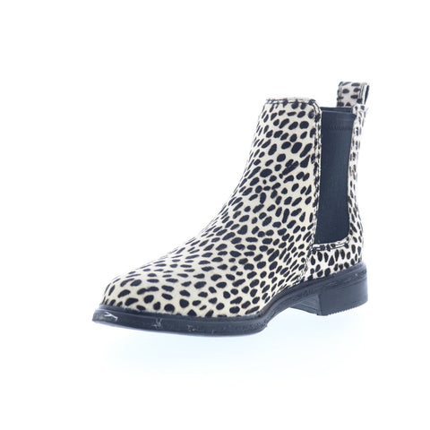 Clarks Clarkdale Arlo 26154268 Womens Black Wide Leather Chelsea Boots