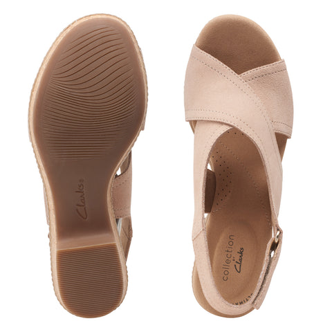 Clarks Giselle Cove 26158200 Womens Brown Suede Strap Wedges Sandals Shoes