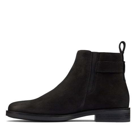 Clarks Memi LO 26162170 Womens Black Nubuck Zipper Ankle & Booties Boots