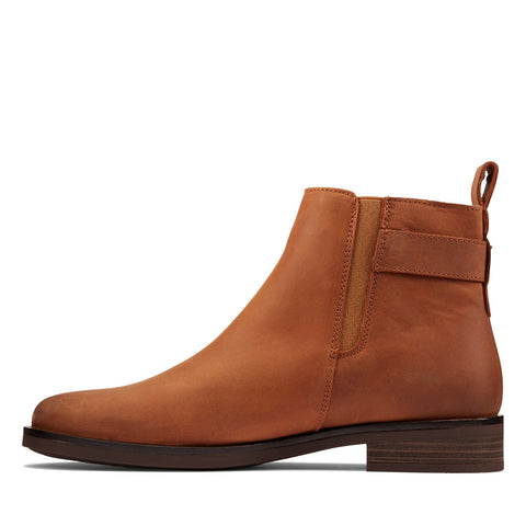 Clarks Memi LO 26162239 Womens Brown Leather Zipper Ankle & Booties Boots