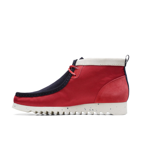 Clarks Wallabee FTRE 26167235 Mens Red Canvas Lace Up Chukkas Boots