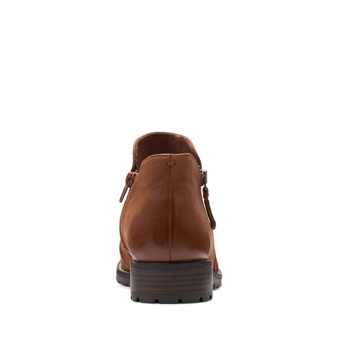 Clarks Clarkwell Zip 26167471 Womens Brown Leather Ankle & Booties Boots