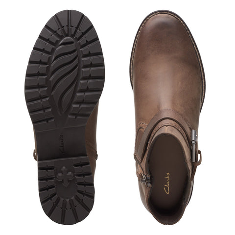Clarks Clarkwell Strap 26167473 Womens Brown Nubuck Casual Dress Boots