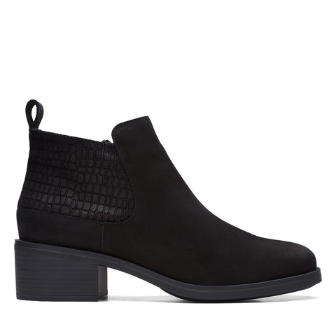 Clarks Memi Zip 26168009 Womens Black Wide Leather Ankle & Booties Boots