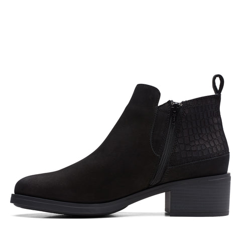 Clarks Memi Zip 26168009 Womens Black Wide Leather Ankle & Booties Boots