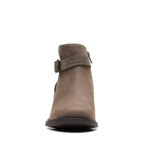Clarks Maye Strap 26168052 Womens Gray Leather Zipper Ankle & Booties Boots