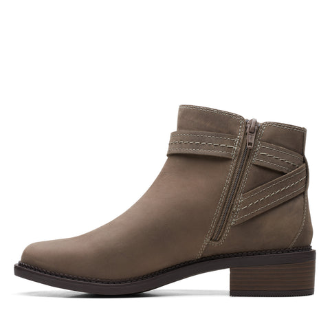 Clarks Maye Strap 26168052 Womens Gray Leather Zipper Ankle & Booties Boots