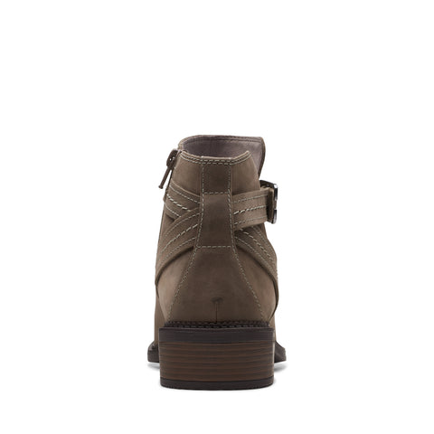 Clarks Maye Strap 26168052 Womens Gray Leather Zipper Ankle & Booties Boots