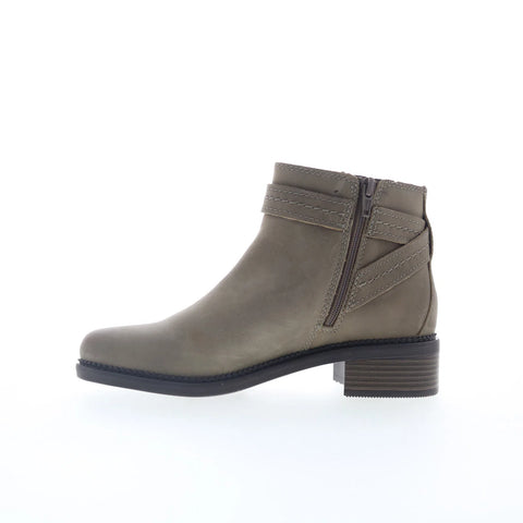 Clarks Maye Strap 26168052 Womens Gray Leather Zipper Ankle & Booties Boots