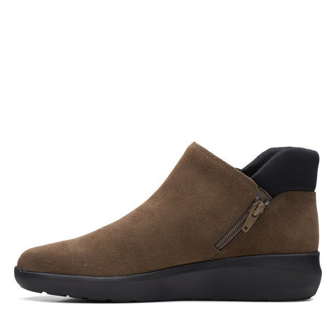 Clarks Kayleigh Mid 26168095 Womens Brown Suede Lifestyle Sneakers Shoes