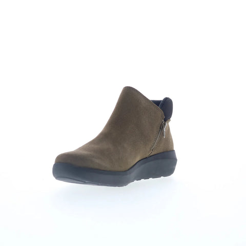 Clarks Kayleigh Mid 26168095 Womens Brown Suede Ankle & Booties Boots