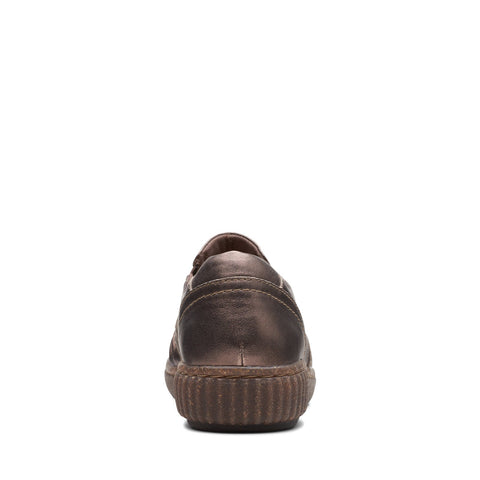 Clarks Magnolia Faye 26168439 Womens Brown Wide Leather Loafer Flats Shoes