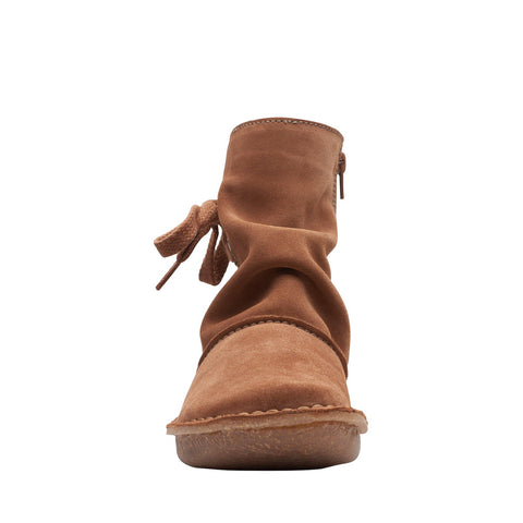 Clarks Funny Oak 26168547 Womens Brown Suede Zipper Casual Dress Boots