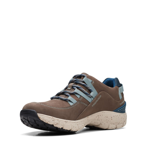 Clarks Wave Range AP 26168602 Womens Brown Leather Lifestyle Sneakers Shoes