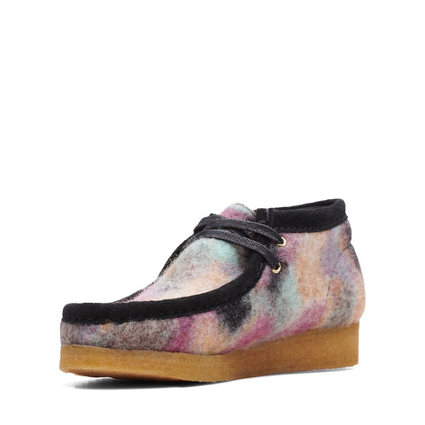 Clarks Wallabee Boot 26168702 Womens Black Canvas Lace Up Chukkas Boots