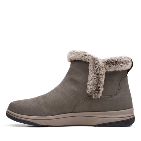 Clarks Breeze Fur 26168888 Womens Green Ankle & Booties Boots