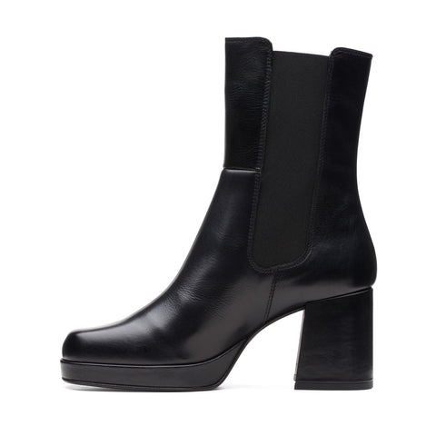 Clarks Pique Up 26172271 Womens Black Leather Slip On Chelsea Boots