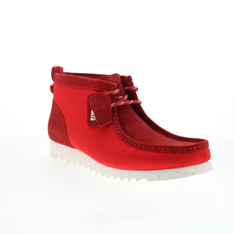 Clarks Wallabee 2 FTRE 26173081 Mens Red Suede Lace Up Chukkas Boots