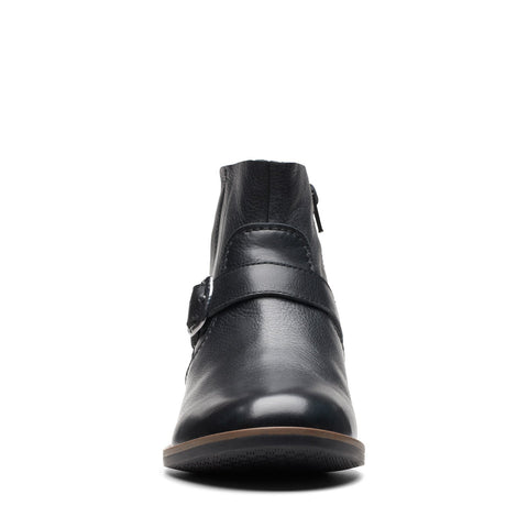Clarks Camzin Loop 26174150 Womens Black Leather Ankle & Booties Boots
