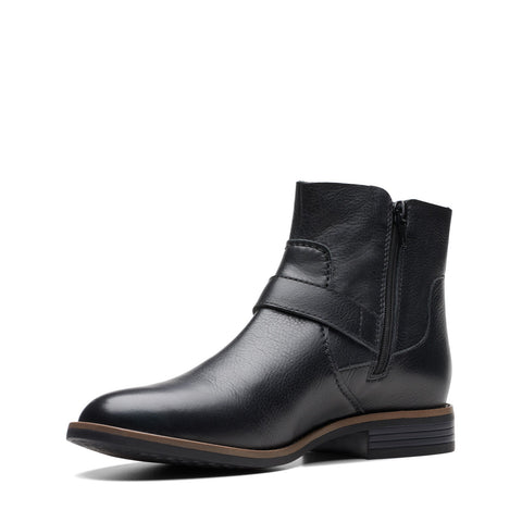 Clarks Camzin Loop 26174150 Womens Black Wide Leather Ankle & Booties Boots