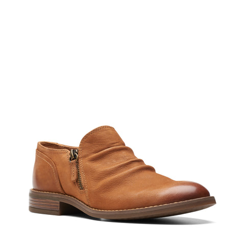 Clarks Camzin Pace 26174155 Womens Brown Nubuck Ankle & Booties Boots