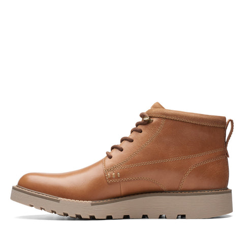 Clarks Barnes Lace 26174636 Mens Brown Leather Lace Up Chukkas Boots 