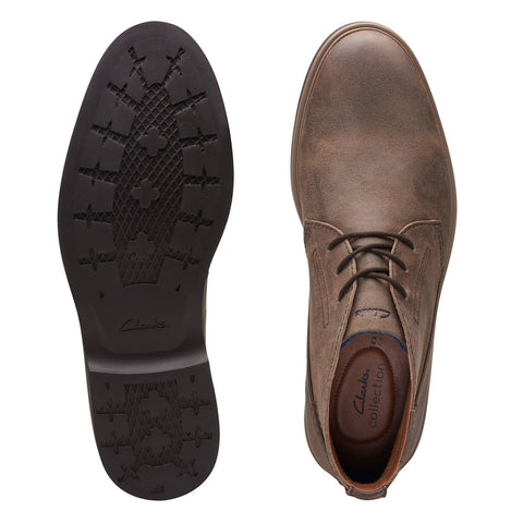 Clarks Malwood Top 26174664 Mens Brown Suede Lace Up Chukkas Boots