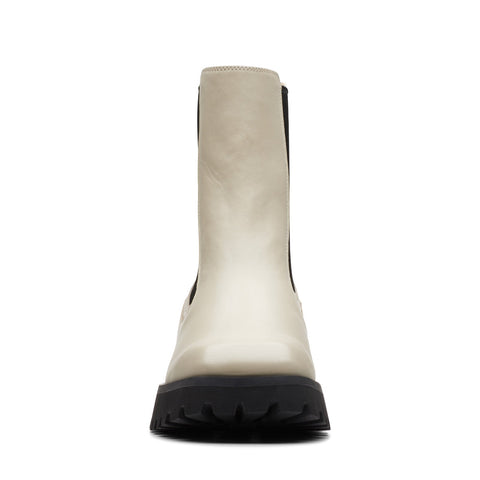 Clarks Stayso Rise 26174711 Womens Beige Leather Slip On Chelsea Boots