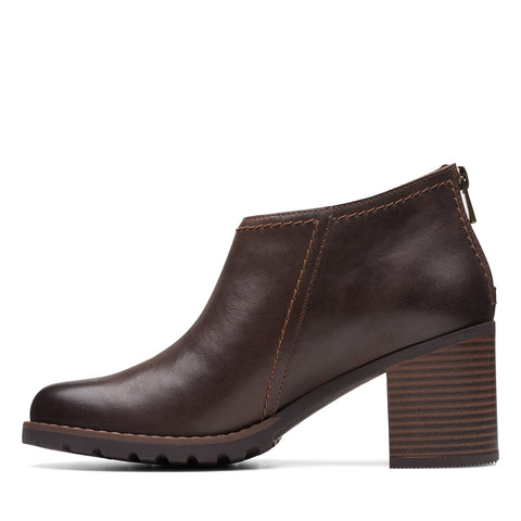 Clarks Leda Step 26174958 Womens Brown Leather Zipper Ankle & Booties Boots