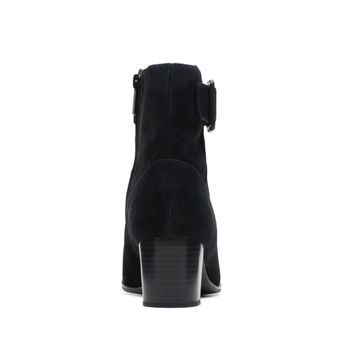 Clarks Loken Zip Waterproof 26174965 Womens Black Wide Ankle & Booties Boots