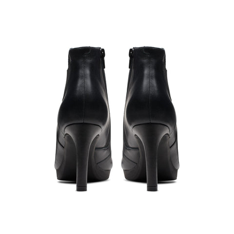 Clarks Ambyr Rise 26175155 Womens Black Leather Ankle & Booties Boots
