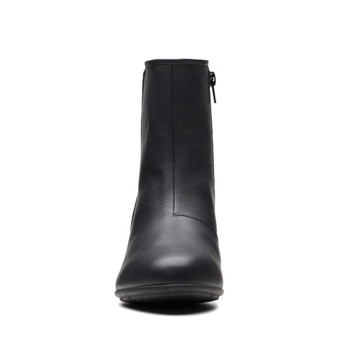Clarks Neiley Jane 26175177 Womens Black Leather Ankle & Booties Boots