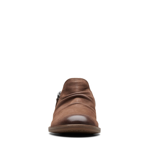 Clarks Camzin Pace 26175189 Womens Gray Wide Ankle & Booties Boots