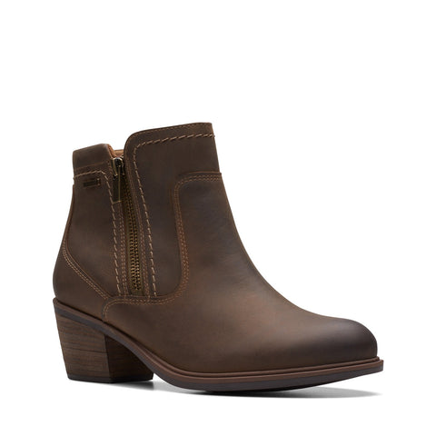Clarks Neva Zip Waterproof 26175202 Womens Brown Ankle & Booties Boots