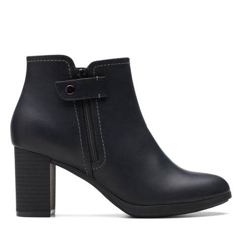 Clarks Bayla Glow 26175972 Womens Black Leather Zipper Ankle & Booties Boots