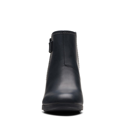 Clarks Bayla Glow 26175972 Womens Black Leather Zipper Ankle & Booties Boots