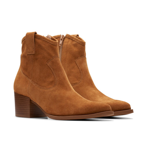 Clarks Elder Rae 26177807 Womens Brown Suede Zipper Ankle & Booties Boots