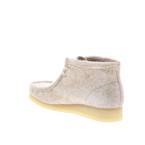 Clarks Wallabee Boot 26177866 Womens Beige Leather Lace Up Chukkas Boots
