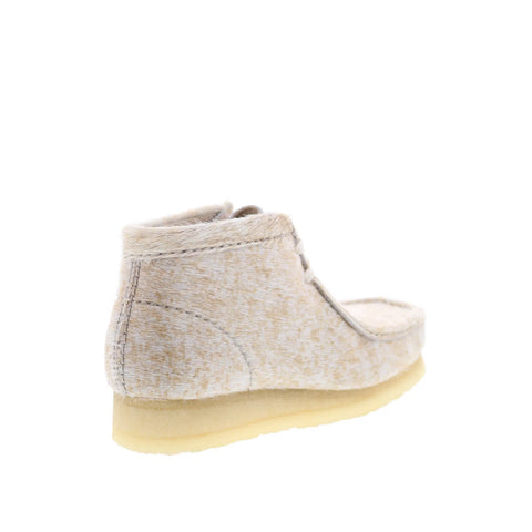 Clarks Wallabee Boot 26177866 Womens Beige Leather Lace Up Chukkas Boots