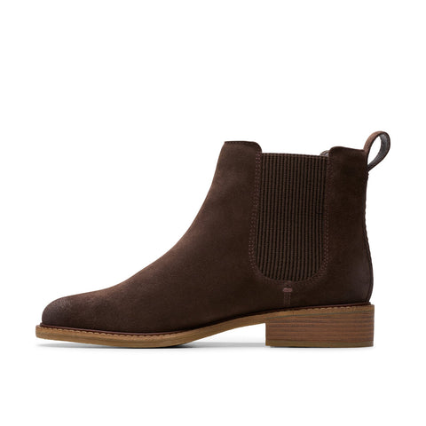 Clarks Cologne Arlo 2 26178749 Womens Brown Suede Slip On Chelsea Boots