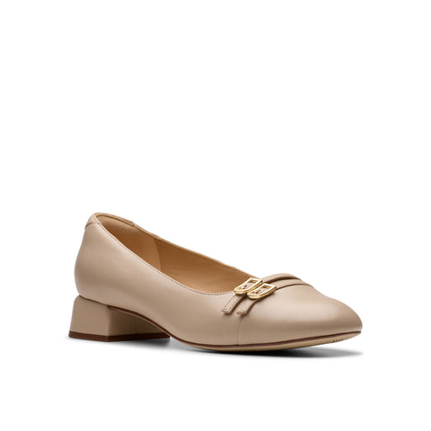 Clarks Daiss 30 Court 26179535 Womens Brown Leather Pumps Heels Shoes