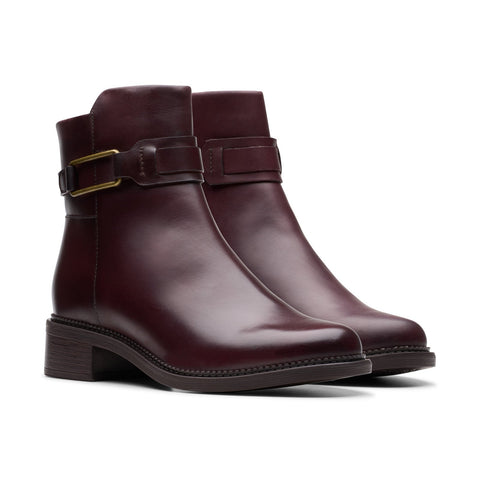 Clarks Maye Bella 26179642 Womens Brown Leather Zipper Ankle & Booties Boots