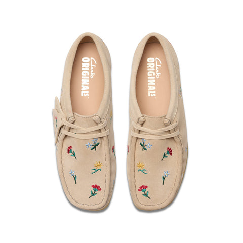 Clarks Wallabee 26180171 Womens Beige Suede Oxfords & Lace Ups Casual Shoes